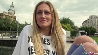 Соблазнил очень гибкую девочку-подростка Линду чтобы трахнуть и кончить ей внутрь порно